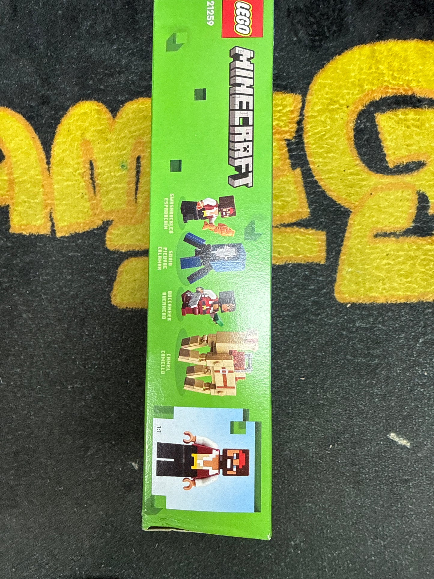 Minecraft The Pirate Ship Voyage Lego 21259 (New)