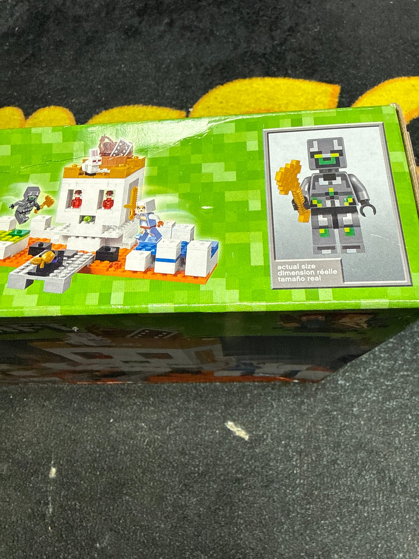 Minecraft The Skull Arena Lego 21145 (New)