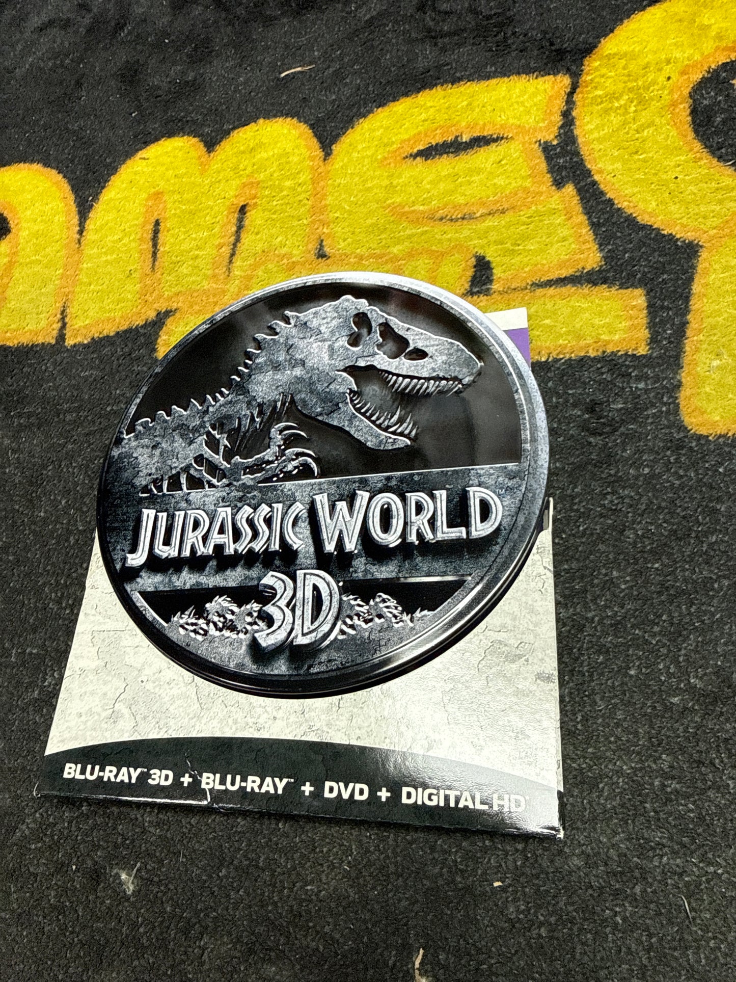 Jurassic World 3D Blu Ray + Blu Ray + DVD in Collectible Tin (Used)