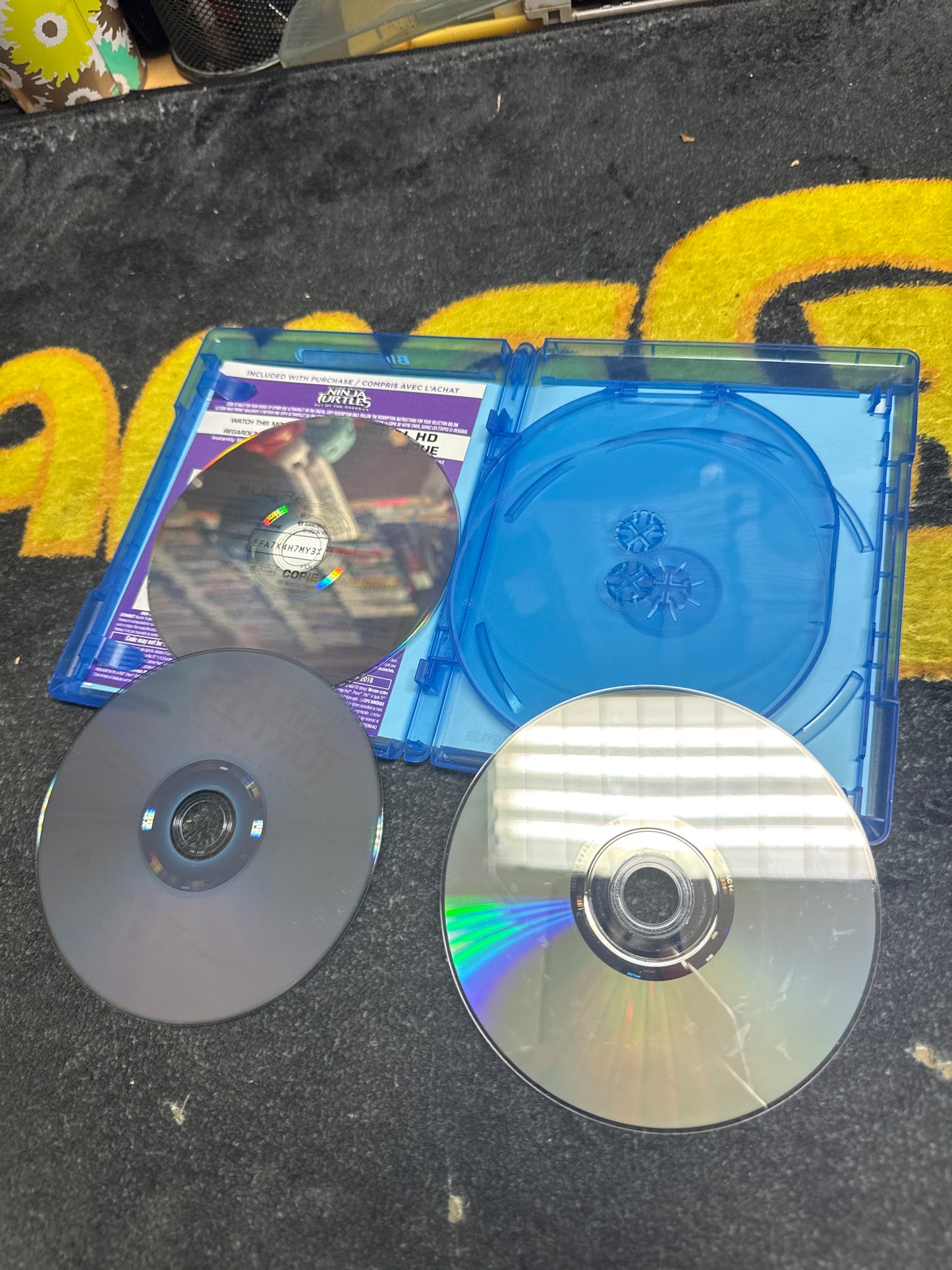 Teenage Mutant Ninja Turtles Out of the Shadows 3D Blu Ray + Blu Ray + DVD (Used)