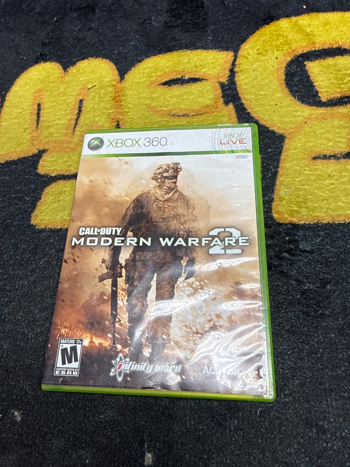 Call of Duty Modern Warfare 2 for Microsoft Xbox 360 (Used)