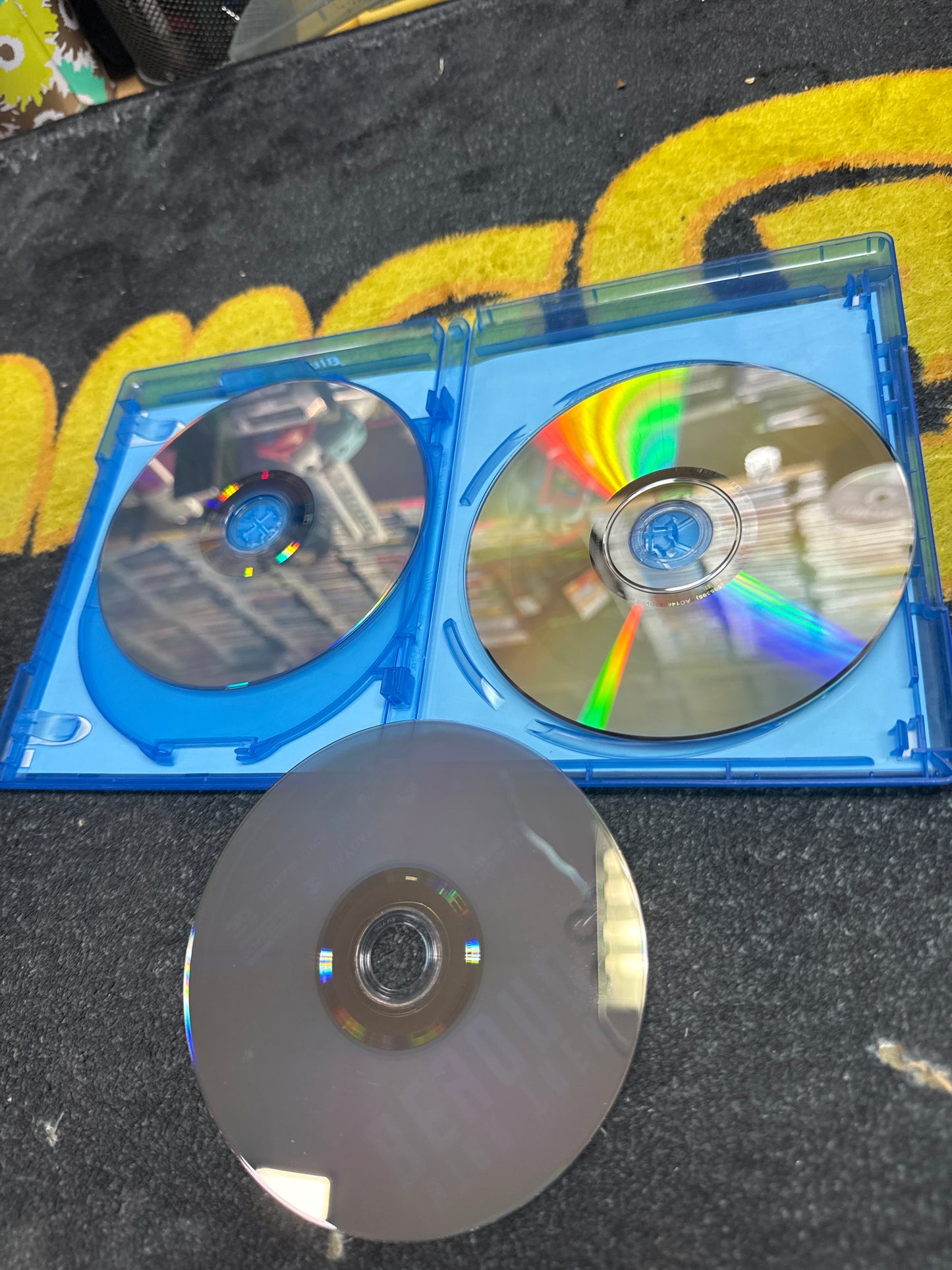 Star Trek Into Darkness 3D Blu Ray + Blu Ray + DVD (Used)