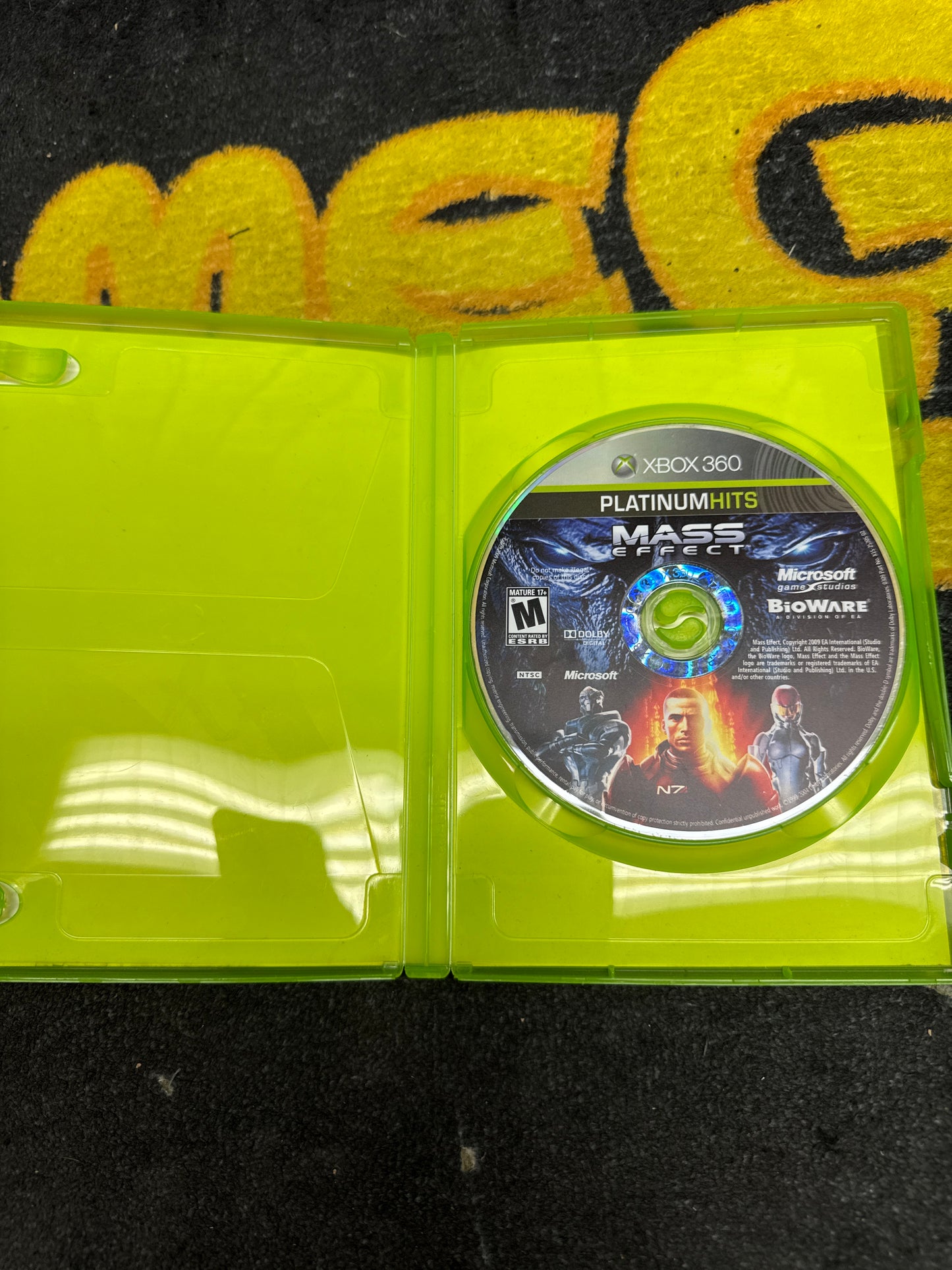 Mass Effect (Platinum Hits Disc) for Microsoft Xbox 360 (Used)