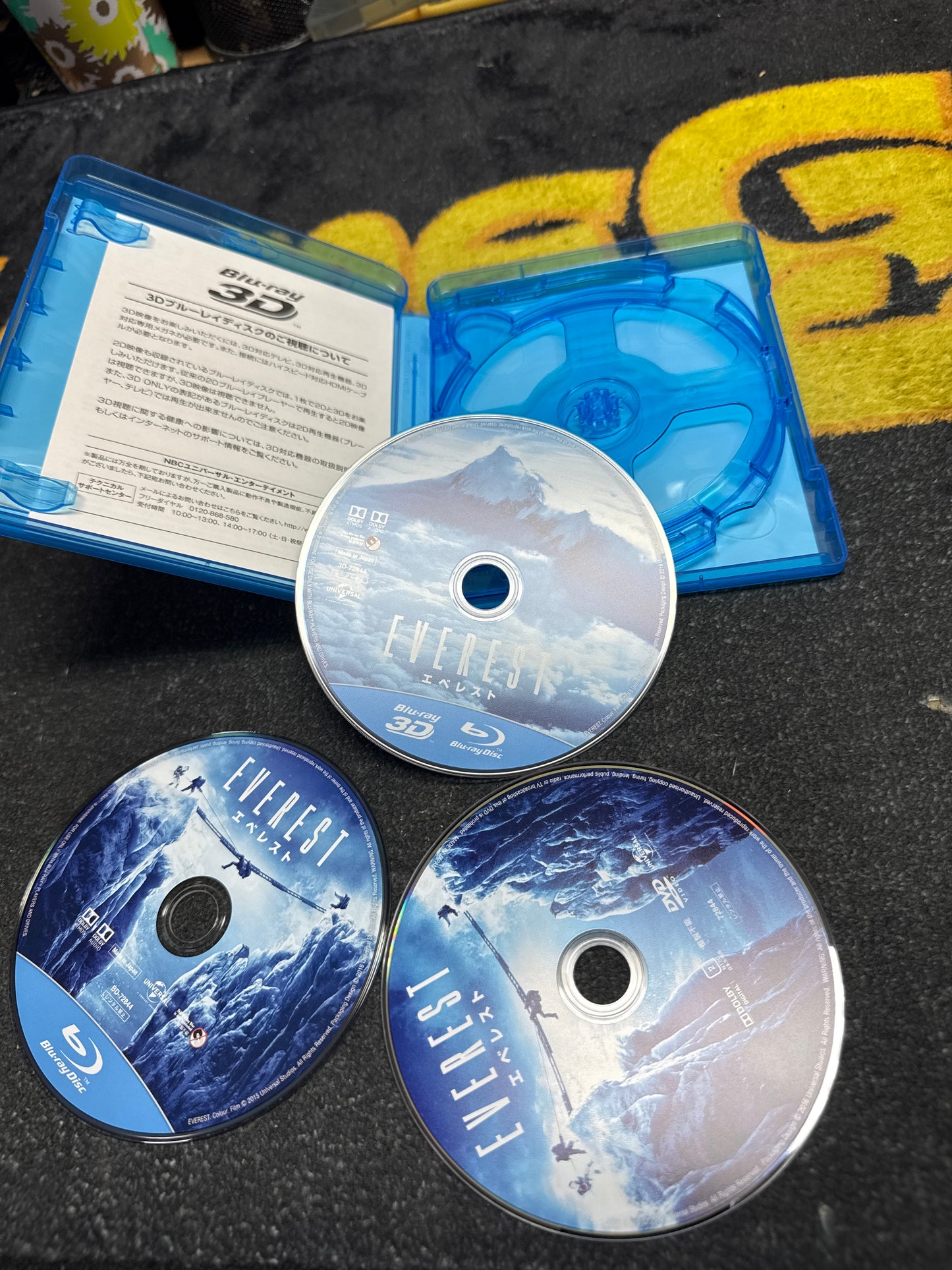 Everest 3D Blu Ray + Blu Ray + DVD (Japanese Release - Plays in English) (Used)