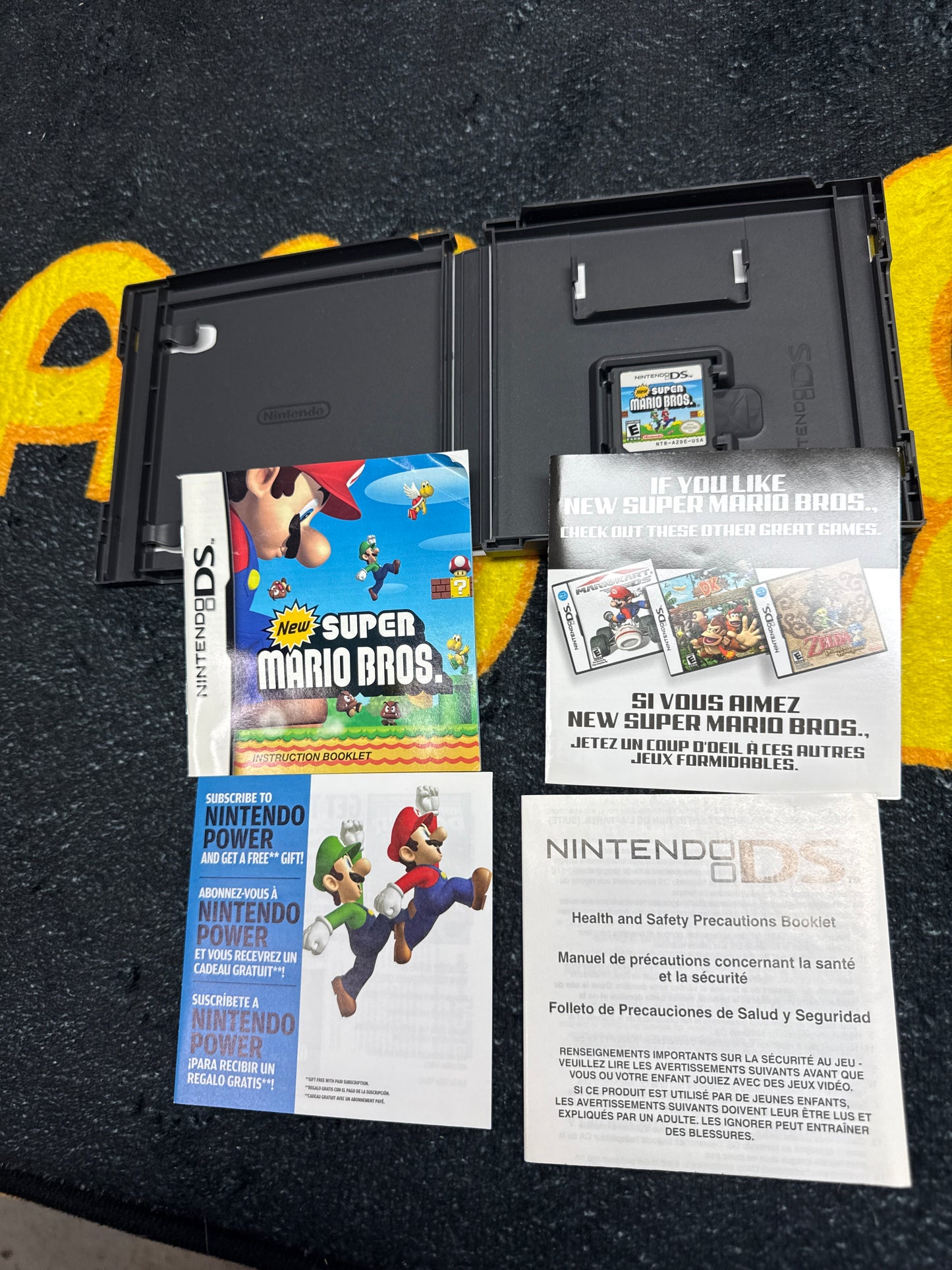 New Super Mario Bros. With Inserts for Nintendo DS (Used)