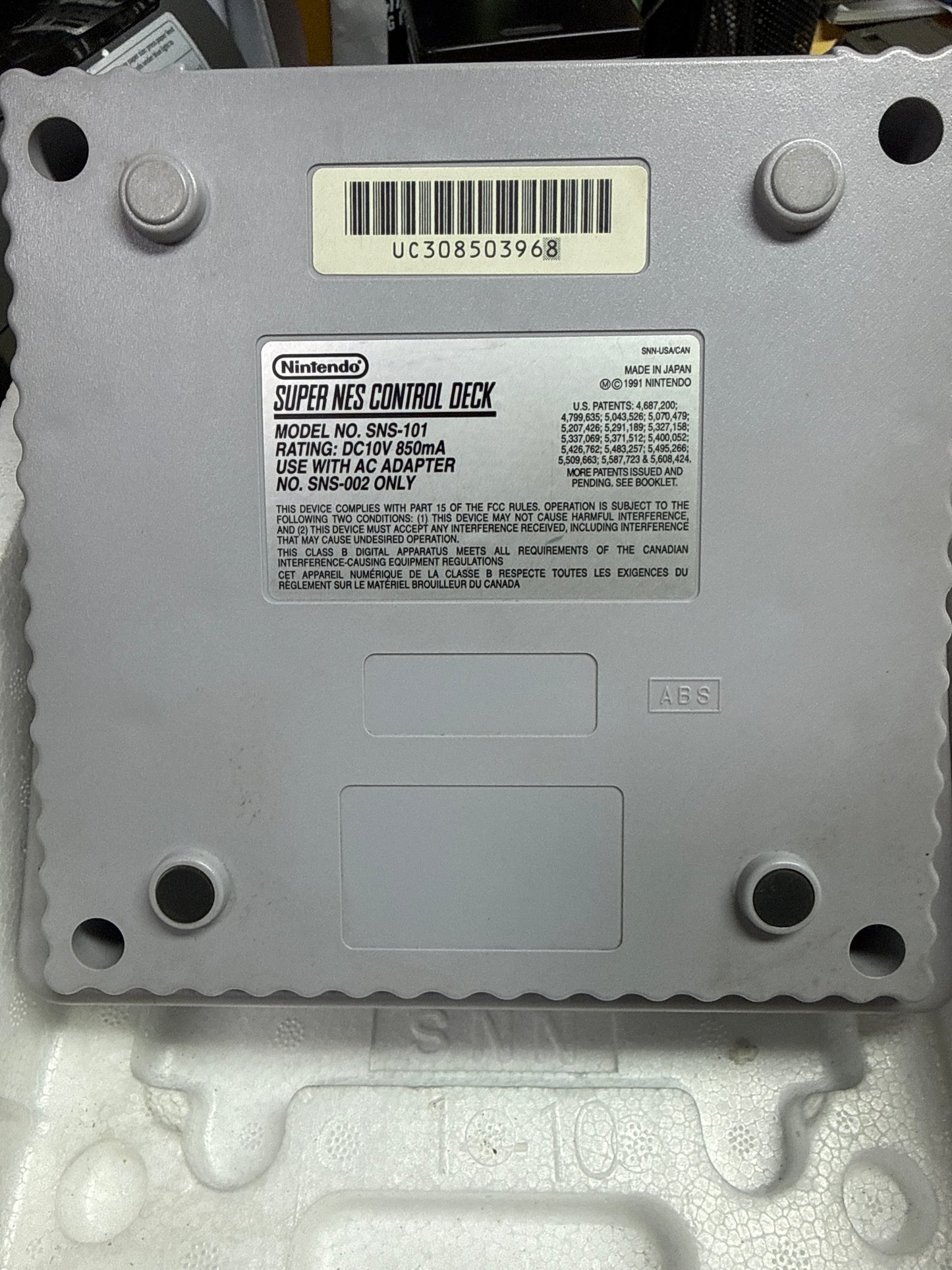 Super Nintendo (Junior) System with Box, Instructions - Tested (Used)