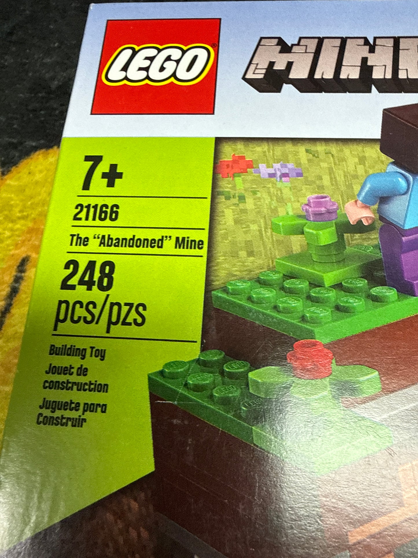 Minecraft The Abandoned Mine Lego 21166 (New)