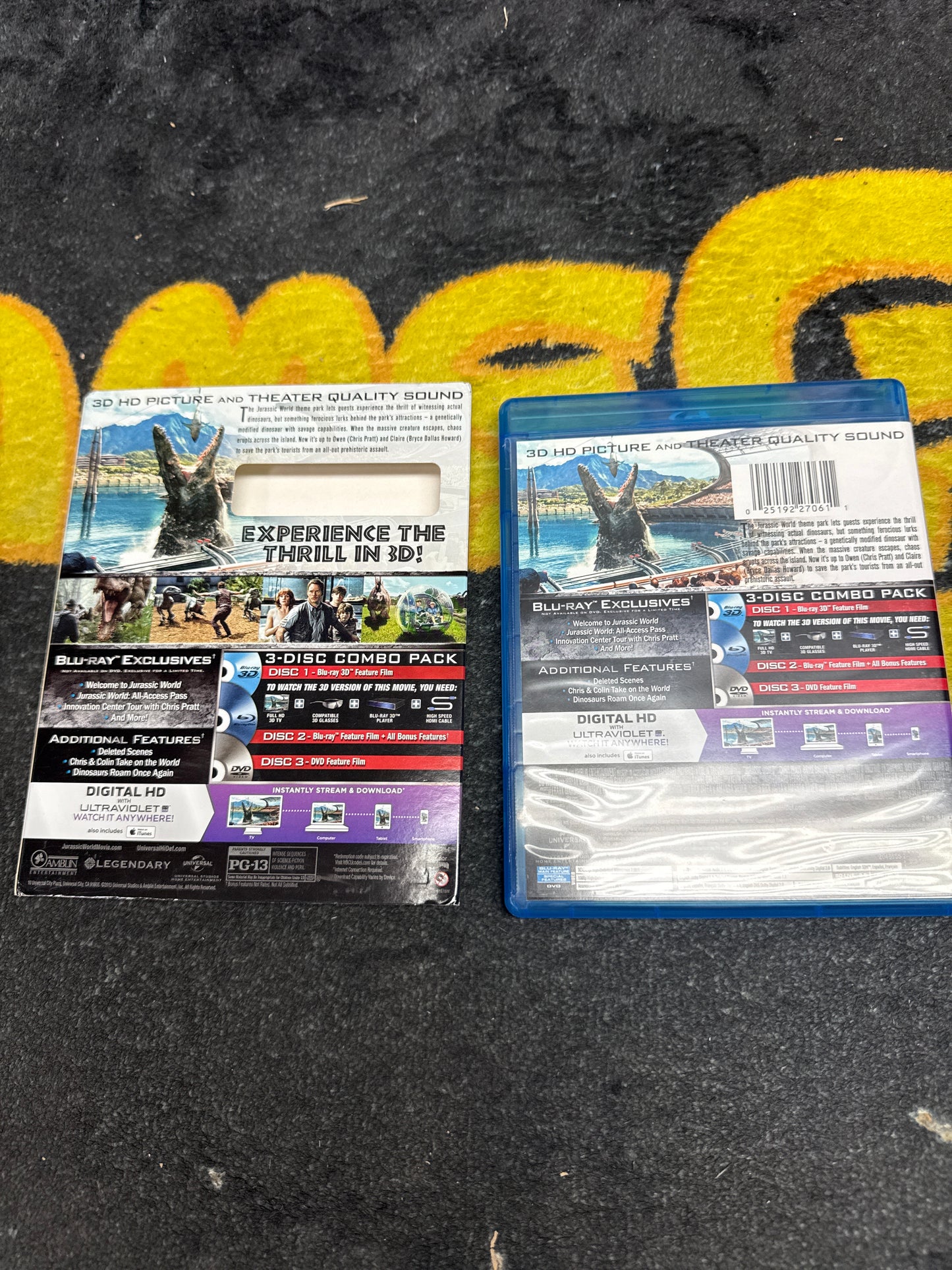 Jurassic World 3D Blu Ray + Blu Ray + DVD with Lenticular Slip (Used)