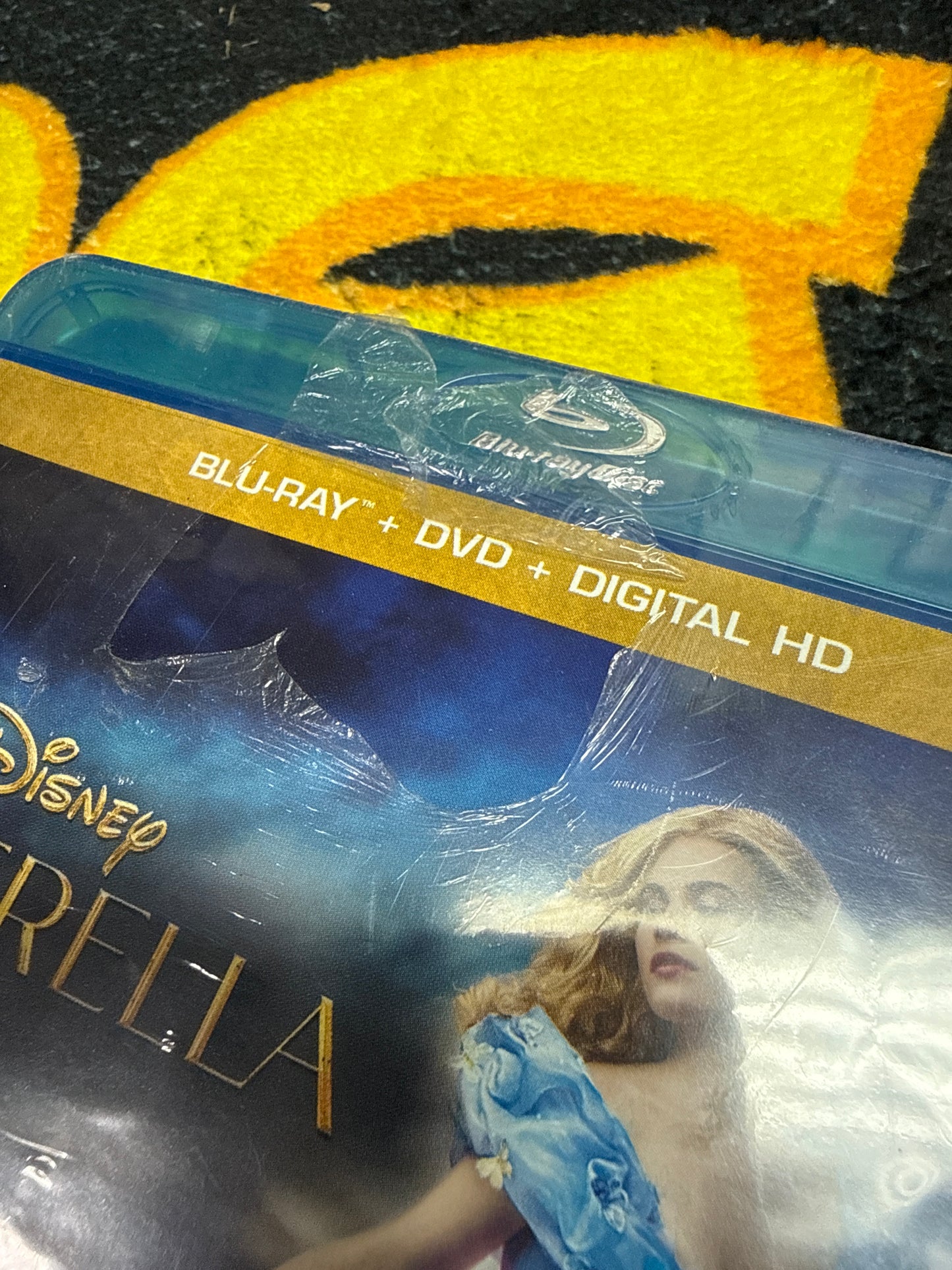 Cinderella (2015) Blu Ray + DVD (New)