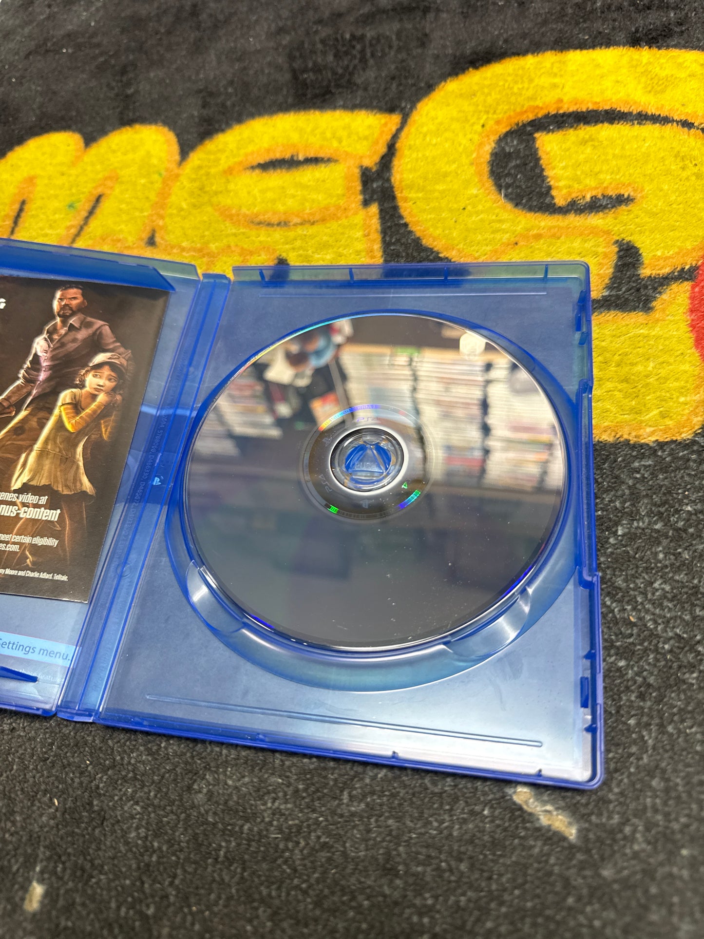 The Walking Dead The Complete First Season Plus 400 Days for Sony PlayStation 4 (Used)