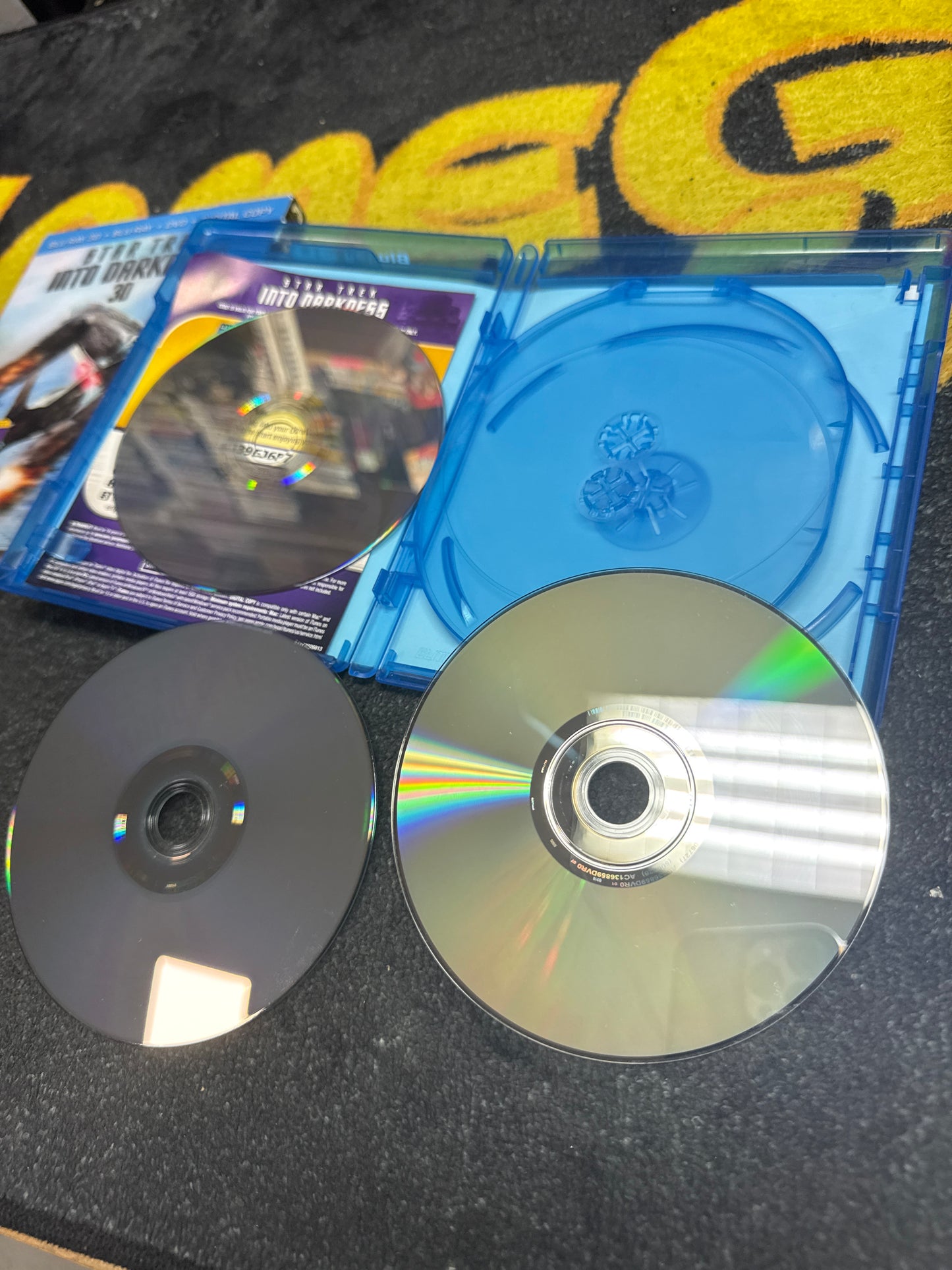 Star Trek Into Darkness 3D Blu Ray + Blu Ray + DVD with LenticularSlip (Used)