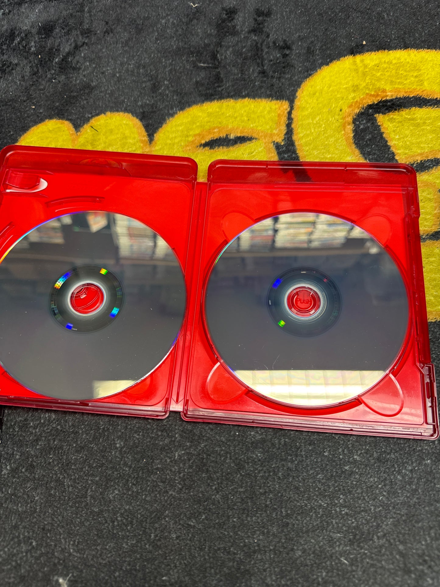Avengers Age of Ultron Collectors Edition 3D Blu Ray + Blu Ray with Slip Cover (Used)