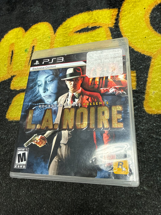 L.A. Noire with Badge Pursuit Challenge (EB Preorder Exclusive) for Sony Playstation 3 (Used)