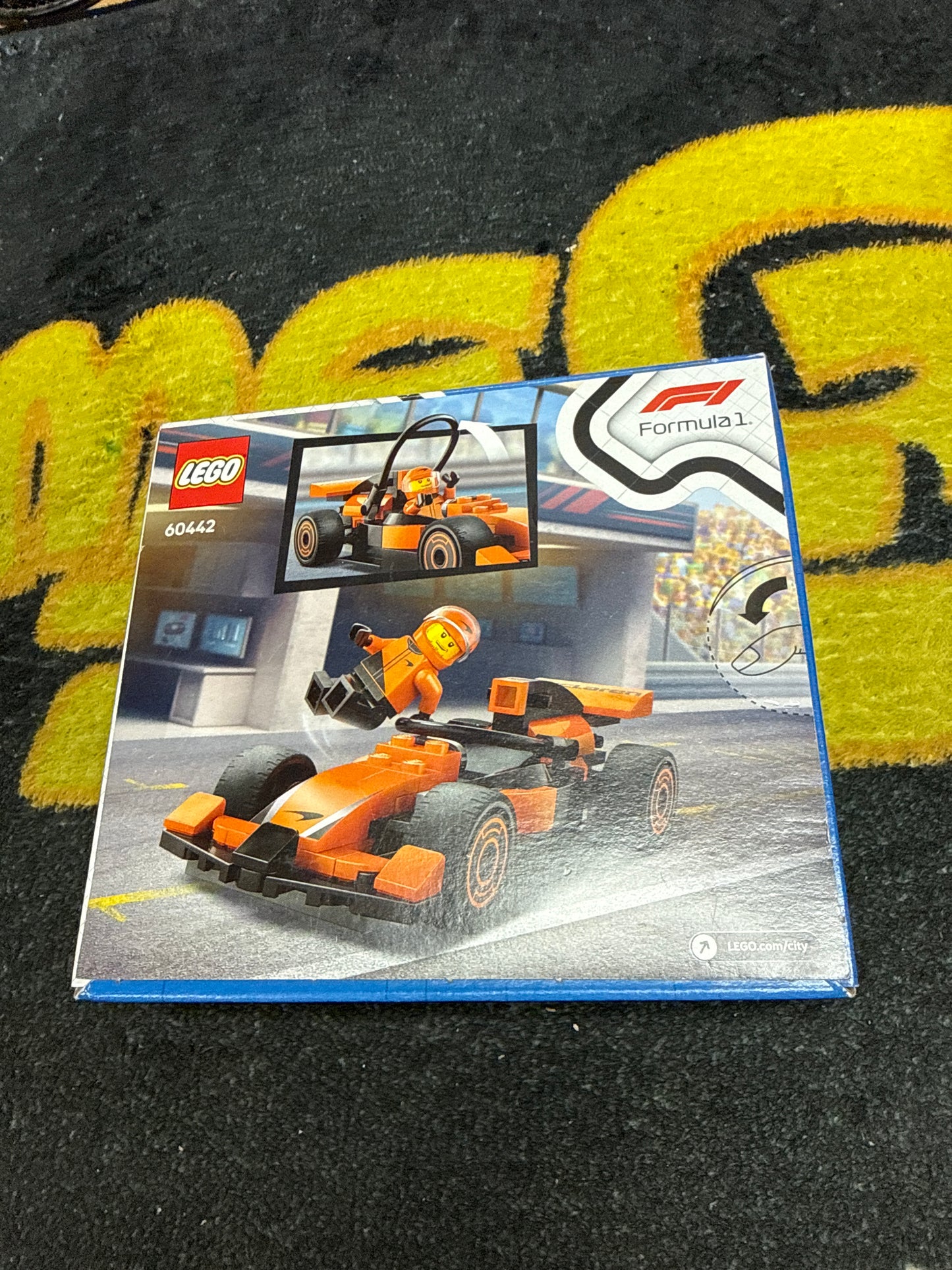 Lego City F1 Driver with McLaren Race Car Lego 60442 (New)
