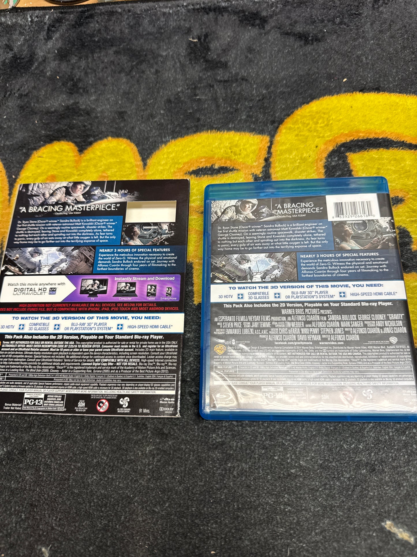 Gravity 3D Blu Ray + Blu Ray + DVD with Lenticular Slip (Used)
