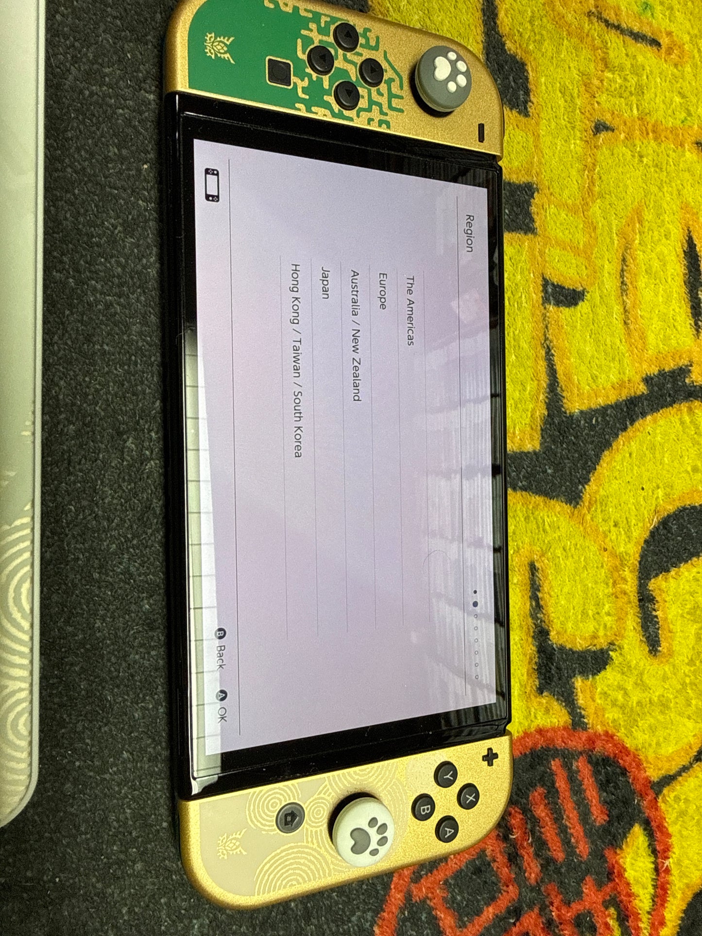 Legend of Zelda Tears of the Kingdom OLED Switch with Carrying Case & Charger (Used)