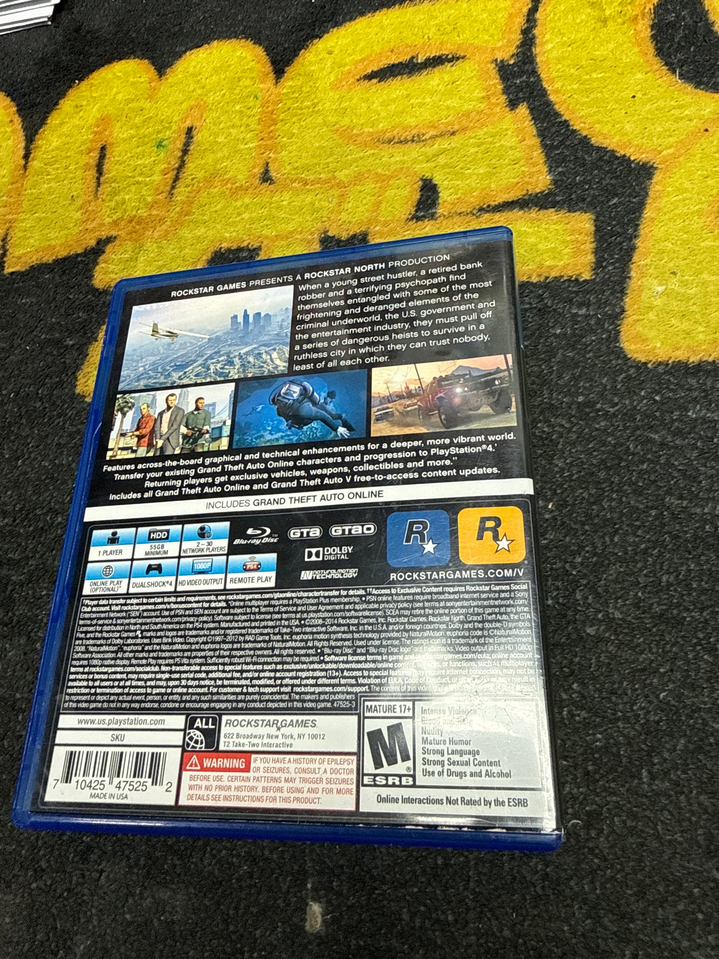 Grand Theft Auto V with Map for Sony PlayStation 4 (Used)