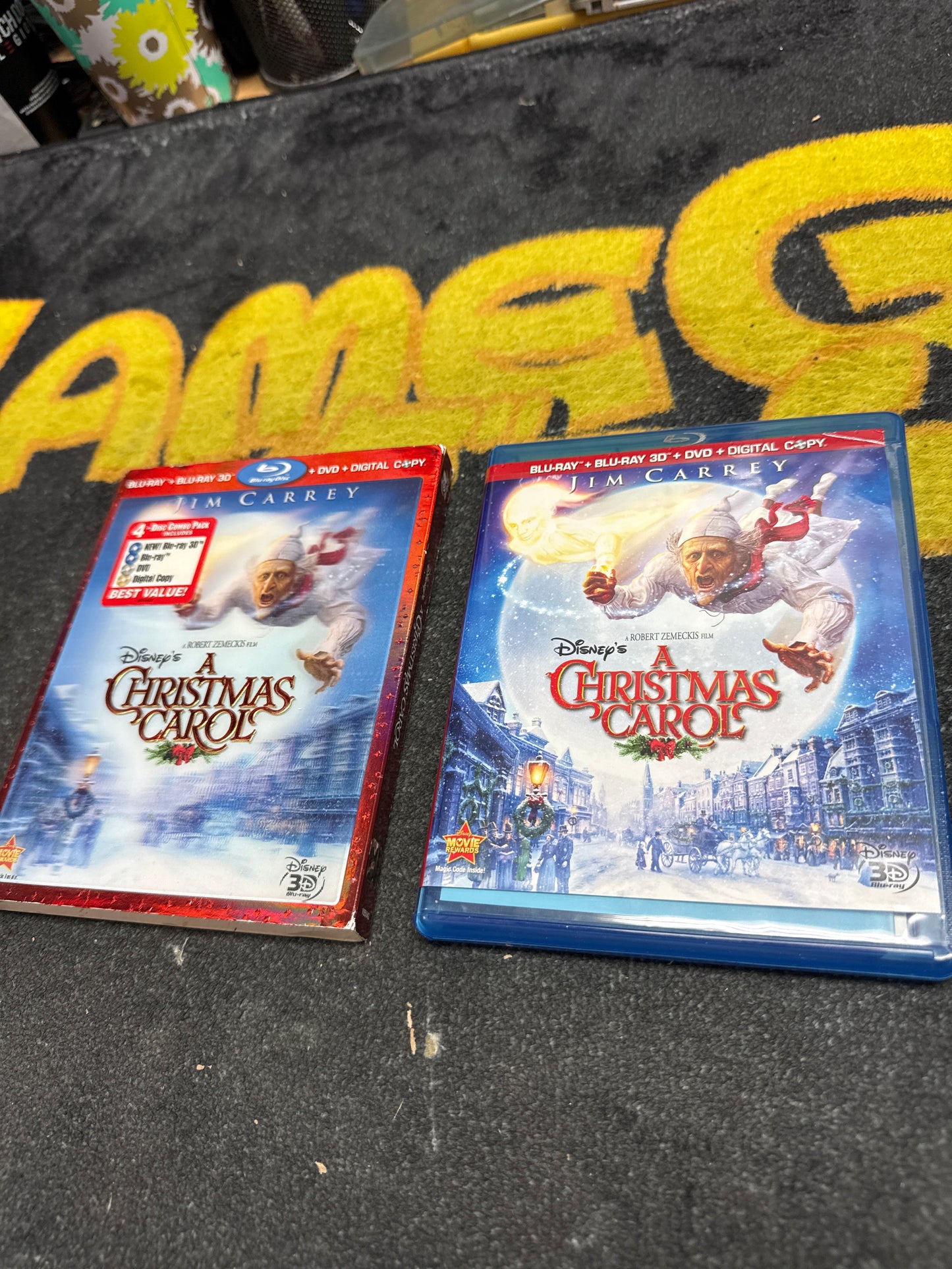 A Christmas Carol (Disney’s) 3D Blu Ray + Blu Ray + DVD Lenticular Slip (Used)