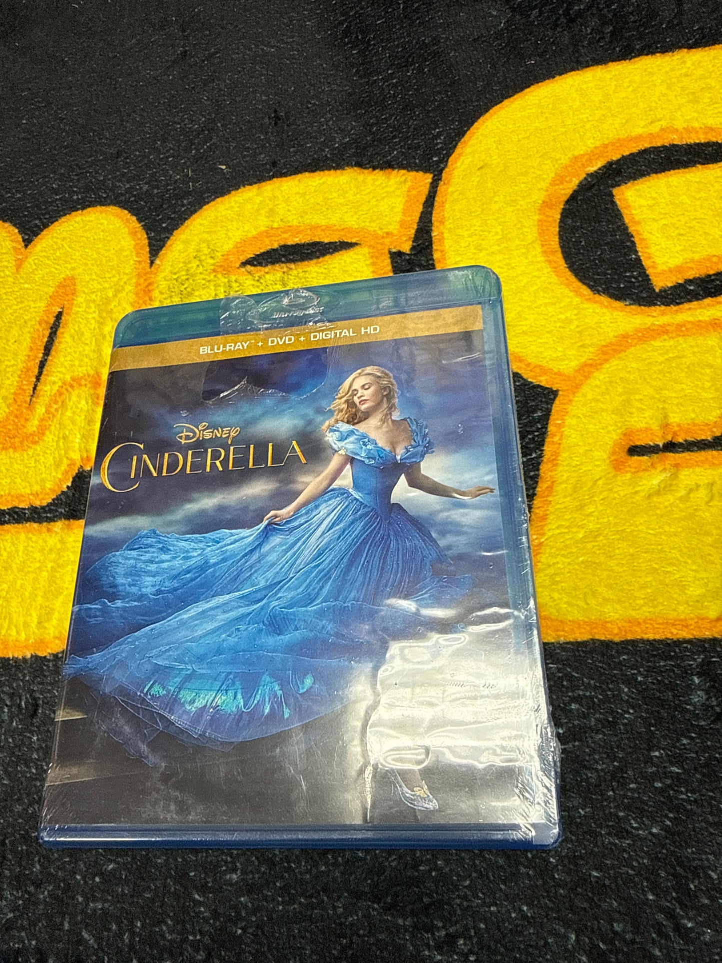 Cinderella (2015) Blu Ray + DVD (New)