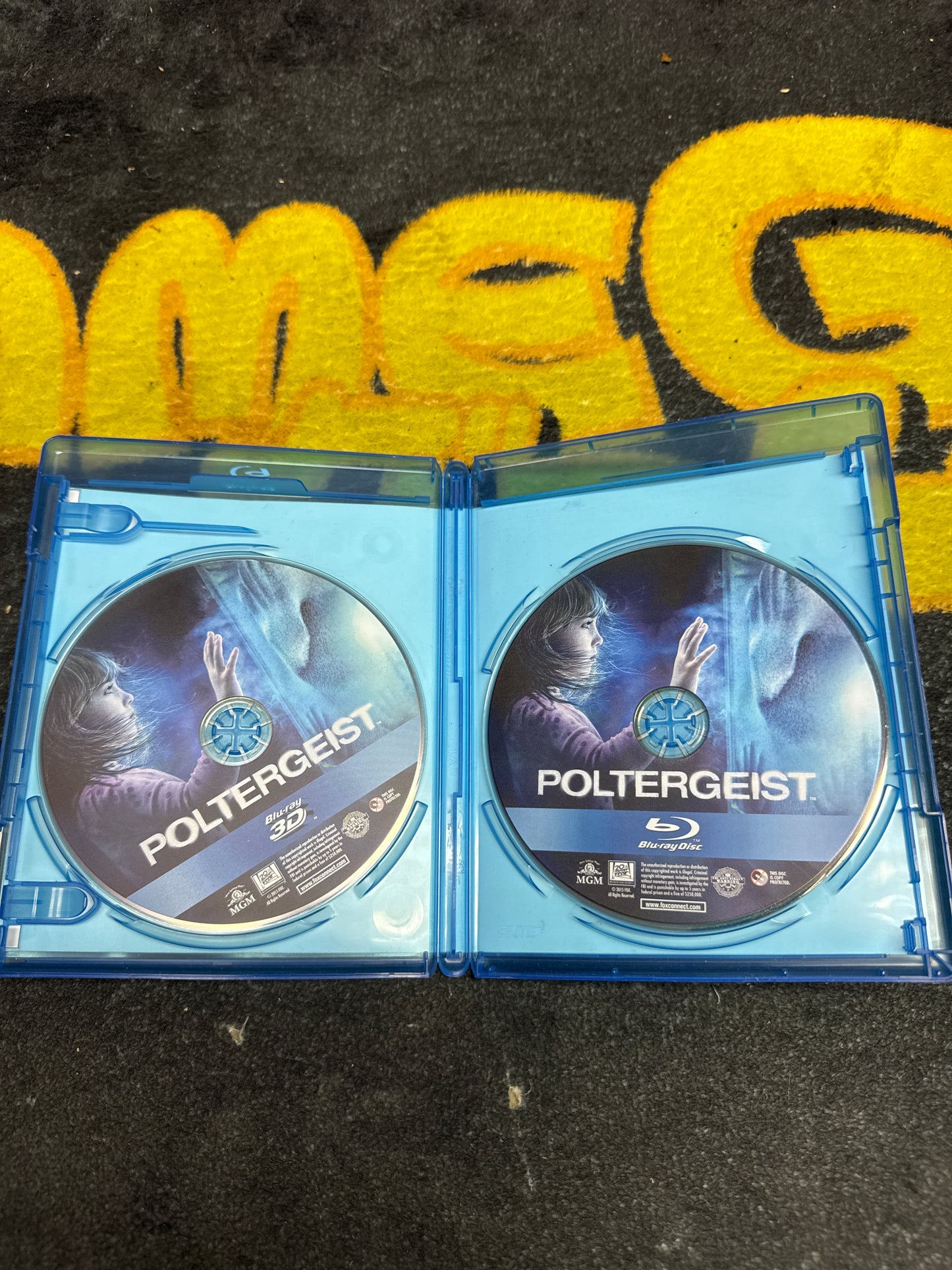 Poltergeist Extended Cut 3D Blu Ray + Blu Ray (Used)