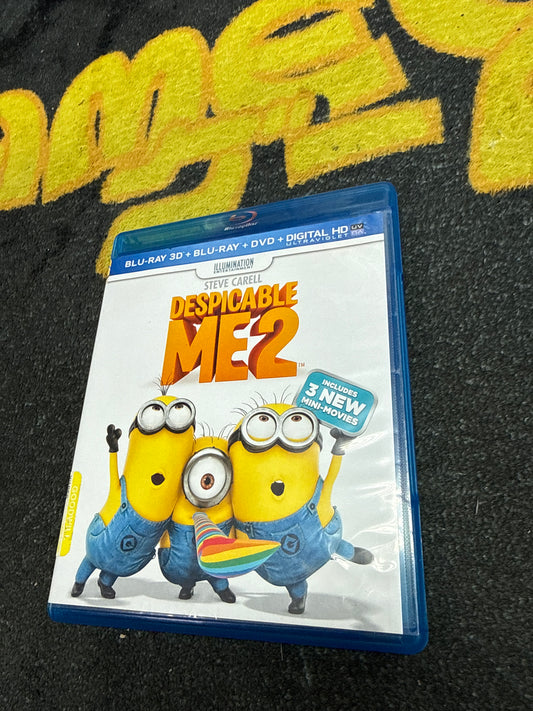 Despicable Me 2 3D Blu Ray + Blu Ray + DVD (Used)