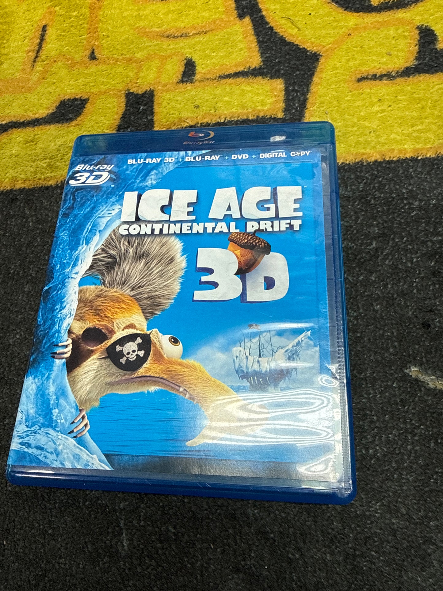 Ice Age Continental Drift 3D Blu Ray + Blu Ray + DVD (Used)