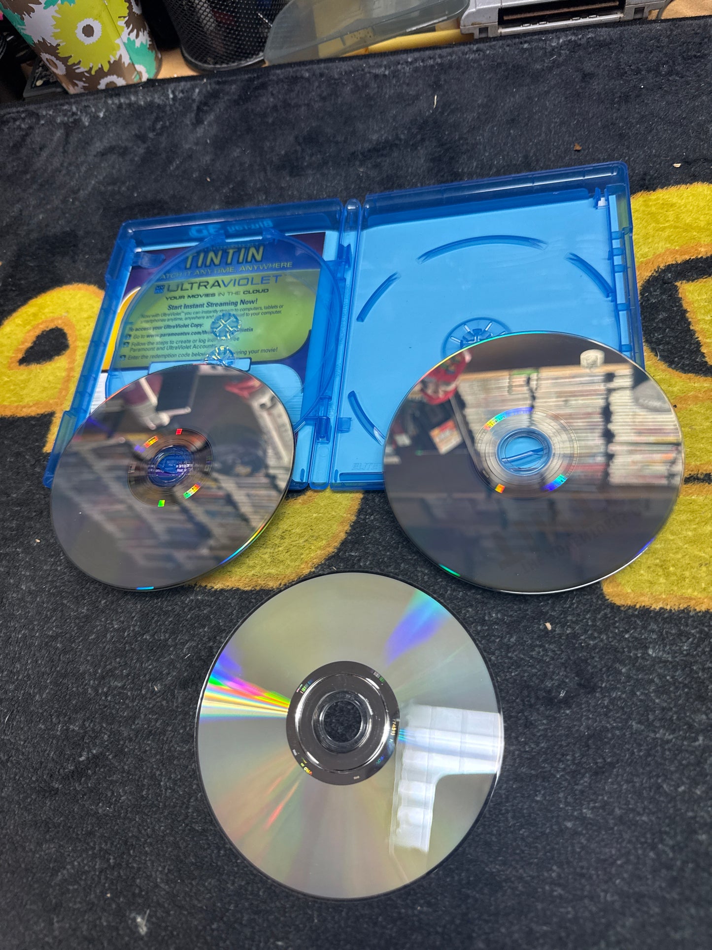 TinTin 3D Blu Ray + Blu Ray + DVD (Used)