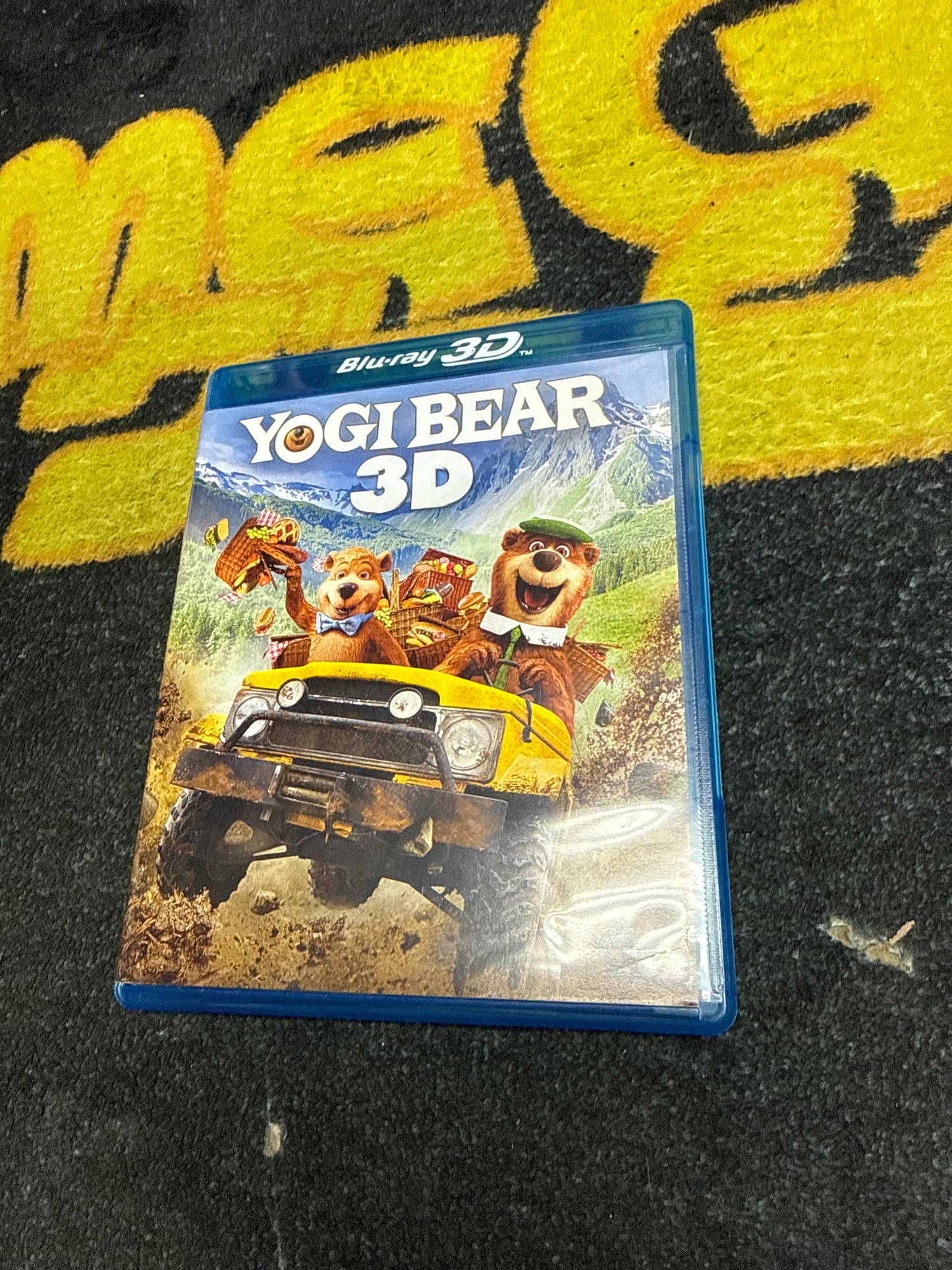 Yogi Bear 3D Blu Ray + Blu Ray (Used)