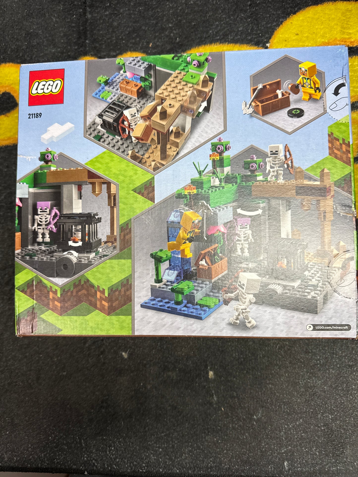 Minecraft The Skeleton Dungeon Lego 21189 (New)