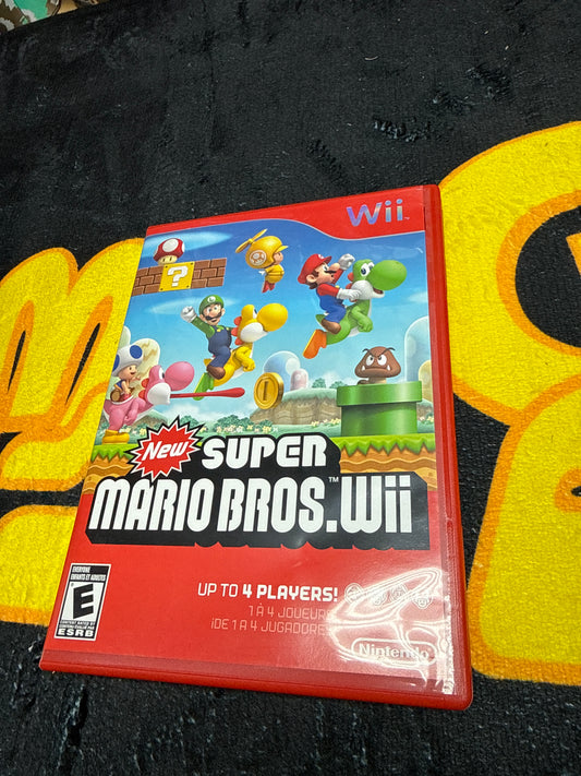 New Super Mario Bros. with Inserts for Nintendo Wii (Used)